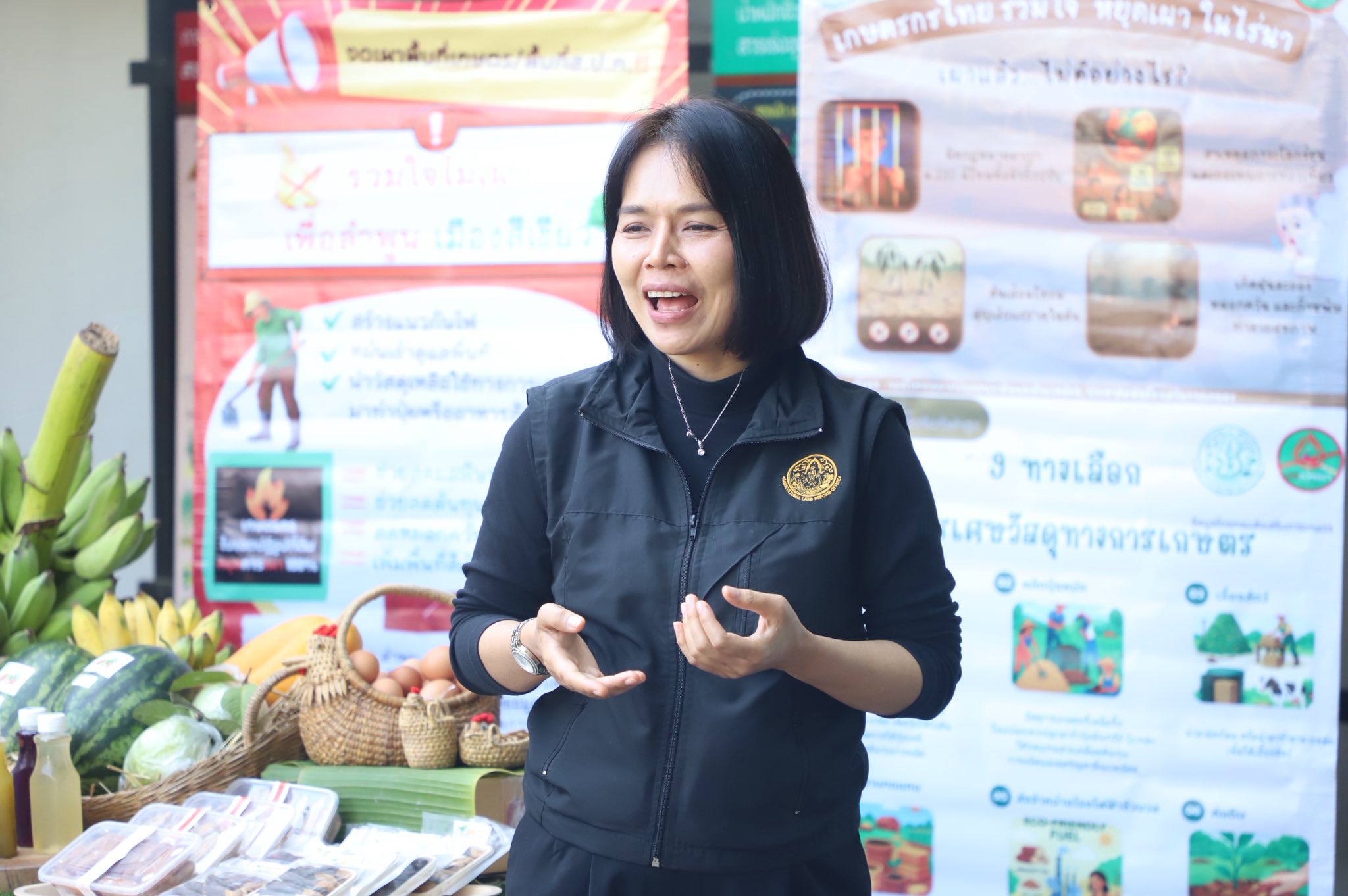 title - ”พลิกโฉมเกษตรกรสู่ผู้ประกอบการ“ ส.ป.ก.ลำพูน โชว์ความสำเร็จเกษตรอินทรีย์ครบวงจร ตั้งแต่แปลงปลูกสู่ตลาดพรีเมียม!!